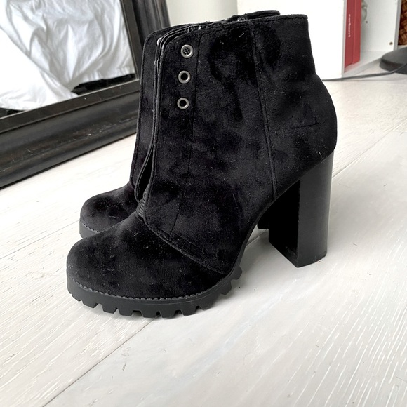 Ankle Velvet High Heel Boots - Picture 2 of 6